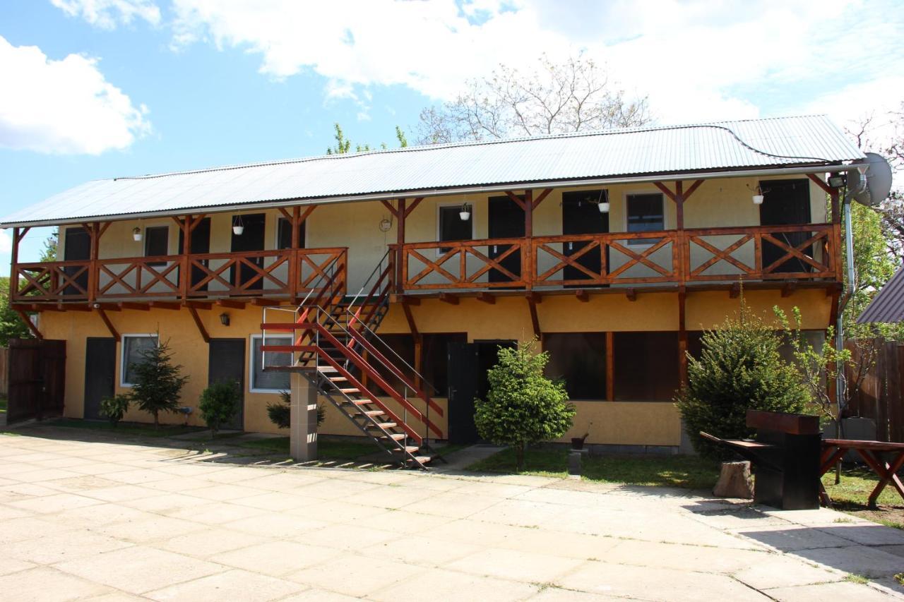 Мотель Ріта Berehowe Exterior foto
