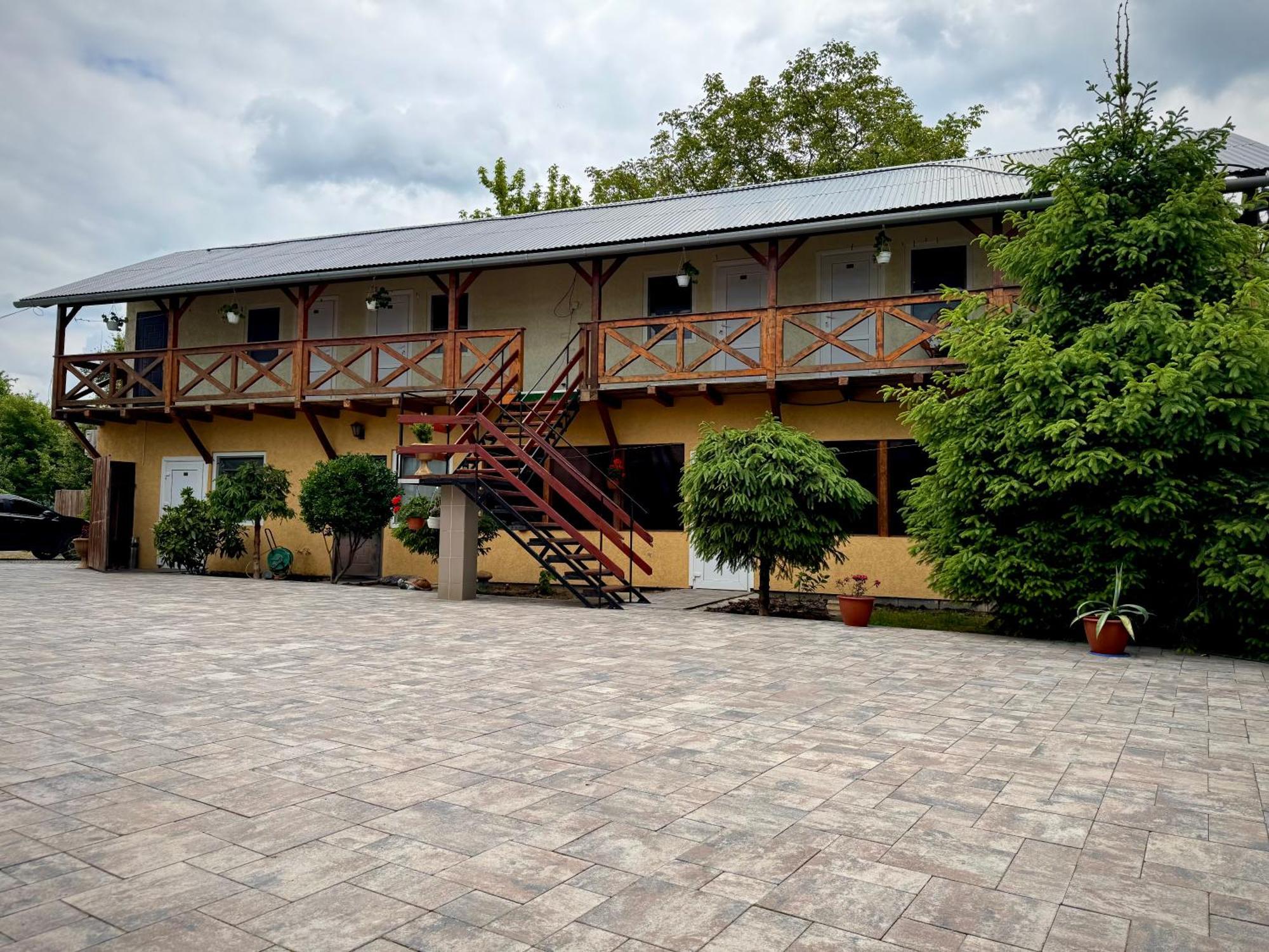 Мотель Ріта Berehowe Exterior foto